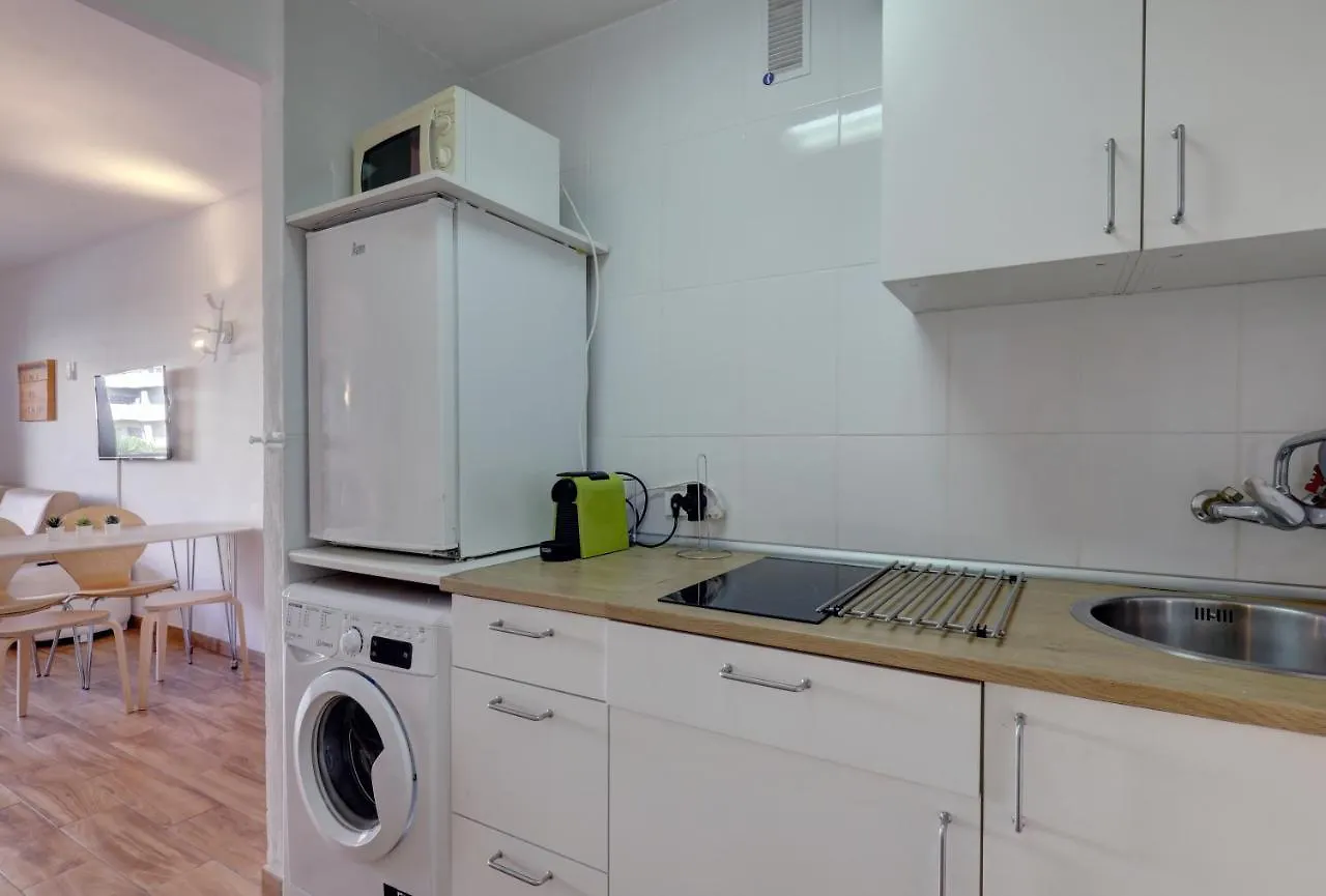 Apartamento 077 - Comfortable Studio In Large Holiday Complex With Water Park Benalmádena España