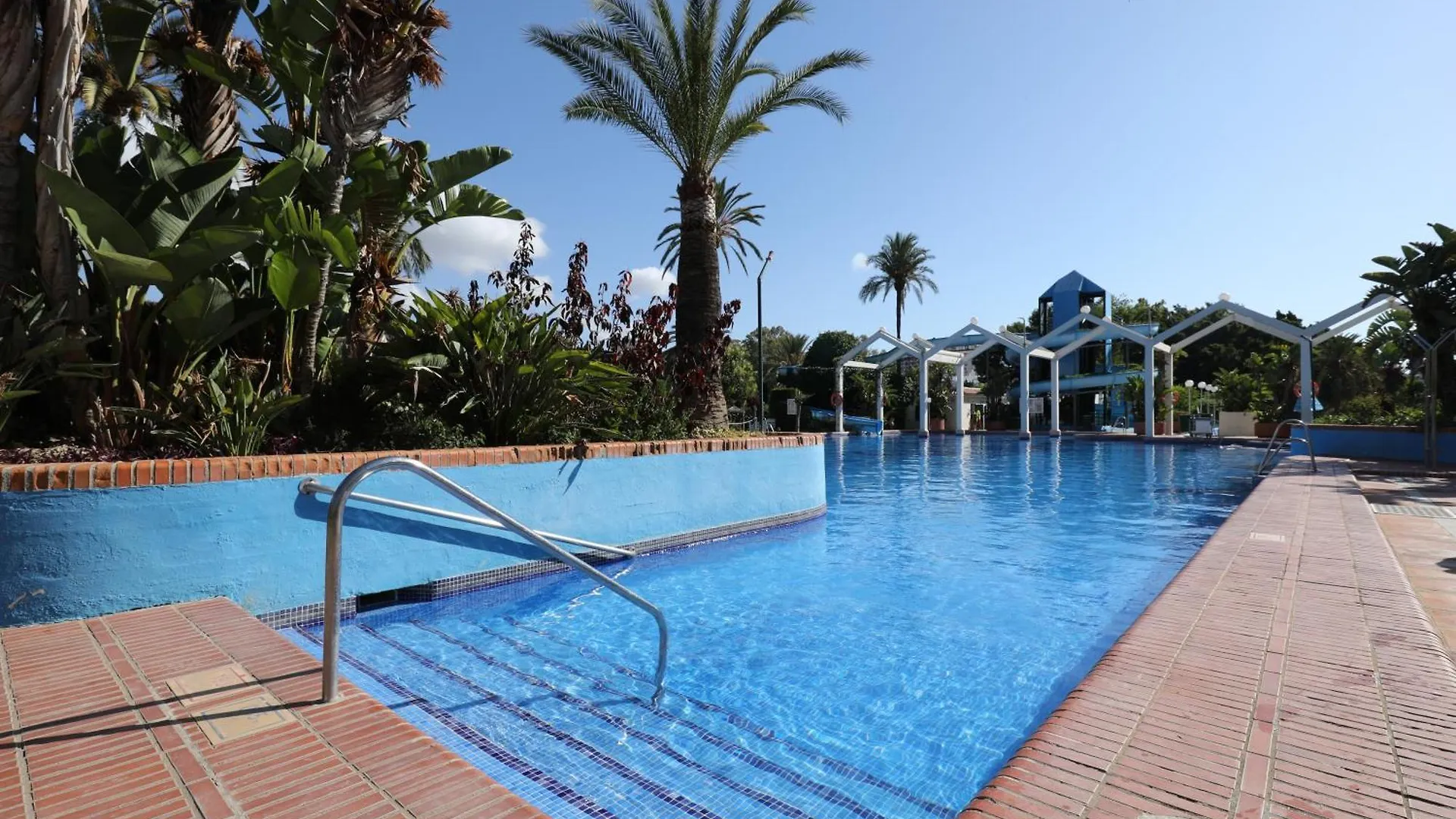 Apartamento 077 - Comfortable Studio In Large Holiday Complex With Water Park Benalmádena