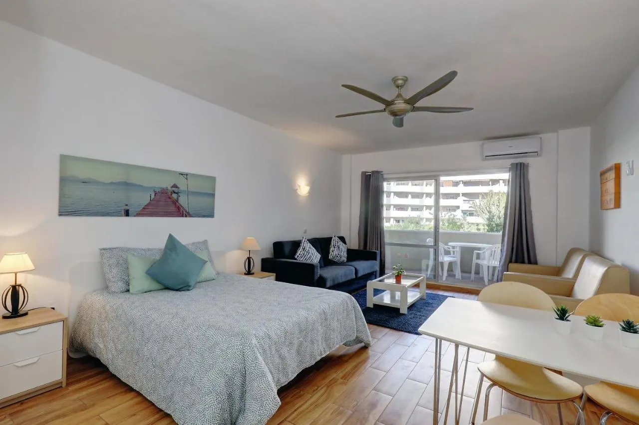 077 - Comfortable Studio In Large Holiday Complex With Water Park Apartment Benalmadena